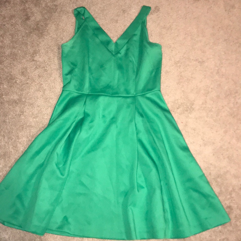 Vneck empire waist work dress